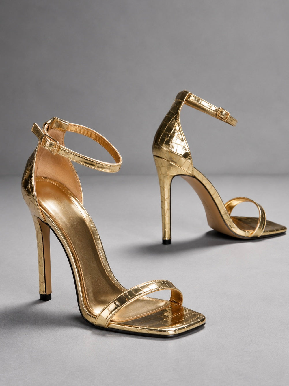 Chaussures à talons aiguilles