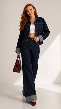 Détail du blouson en jean Dark Wash avec col chemise et fermeture boutonnée