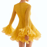 Robe luxeuse à volants
